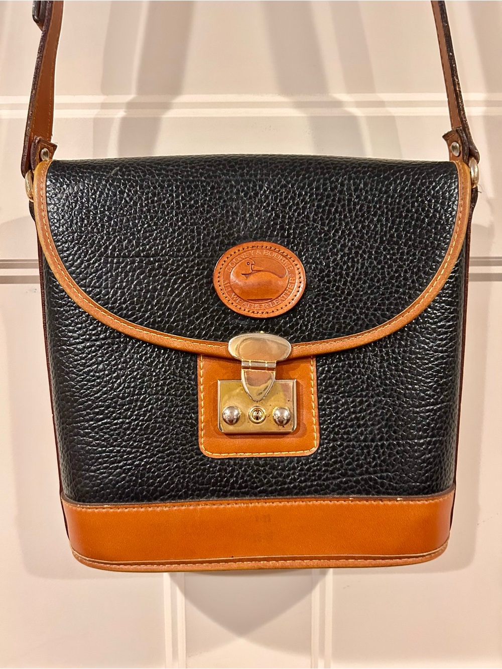 Vintage Dooney & Bourke Black and Tan Pebble Leather Bag